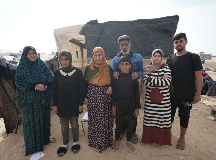 Muna and Mutaz's family