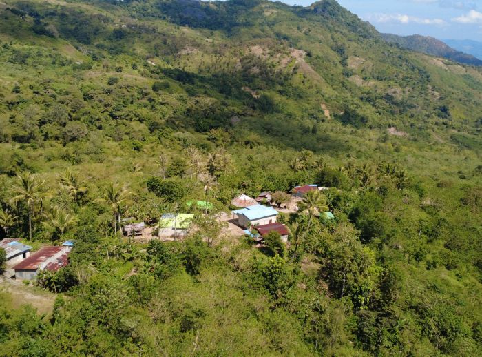 This view of Halle community shows how remote and rural this village is.