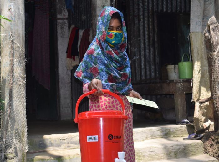 The hygiene kits JAGO NARI and the Coastal Youth Network are distributing include a month’s worth of supplies for a family