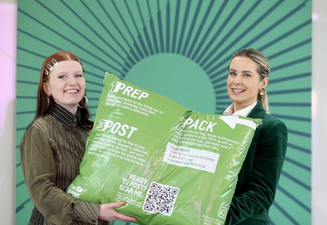 Oxfam Ireland’s Deputy Shop Manager in Ringsend, Patrycja Pawela (L), and Marketing Communications Manager at An Post, Ruth Gill (R), at the official PostBack photocall.