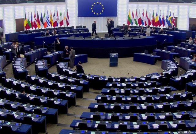 Inside the European Parliament. Image: Picture alliance/AP Photo/EBS