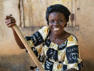 Mabinty frying gari, member of the Female Pastors Network